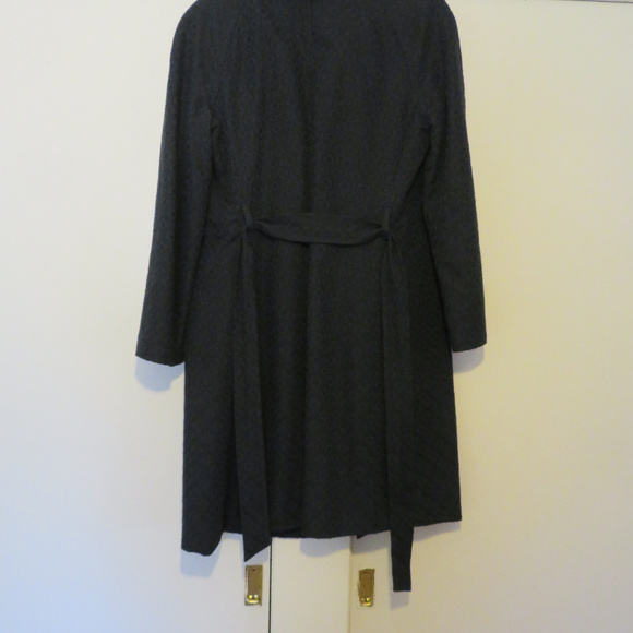 Navy blue jacquered overcoat - Picture 6 of 12